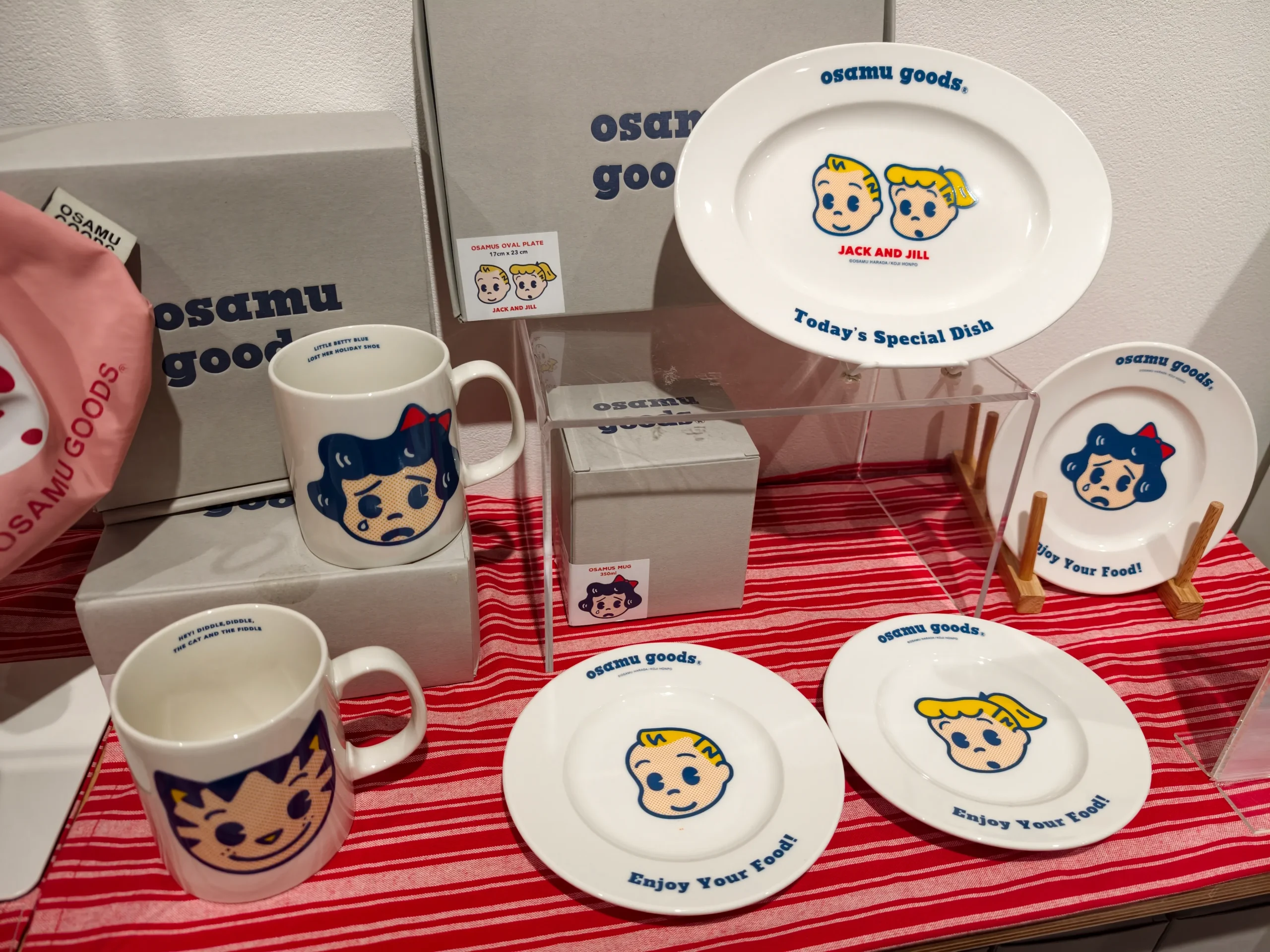 【開箱】橫跨半世紀的療癒力！日本「可愛始祖」原田治《OSAMU GOODS 50週年展》客製T恤、展覽限定商品搶先看~