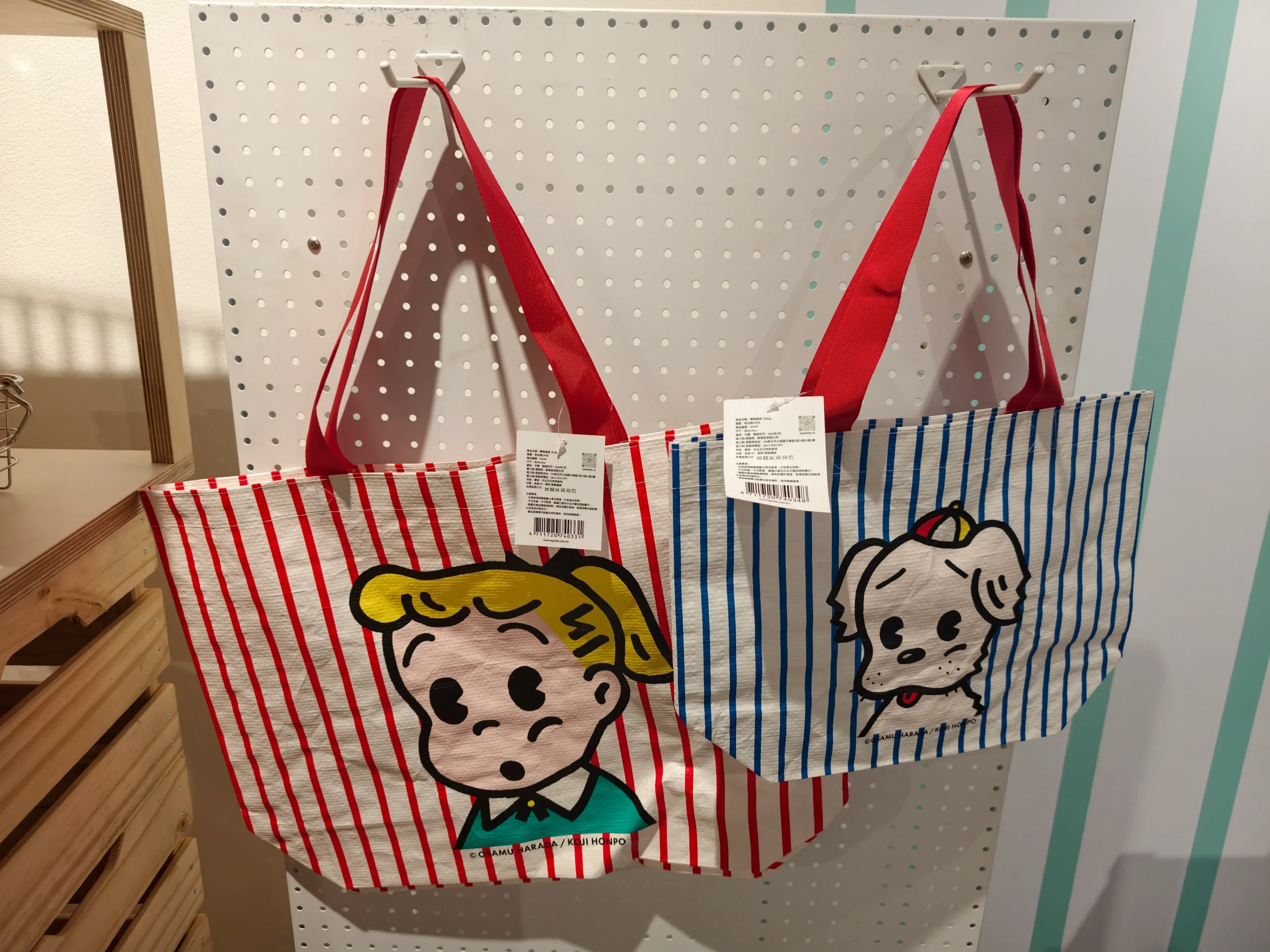 【開箱】橫跨半世紀的療癒力！日本「可愛始祖」原田治《OSAMU GOODS 50週年展》客製T恤、展覽限定商品搶先看~