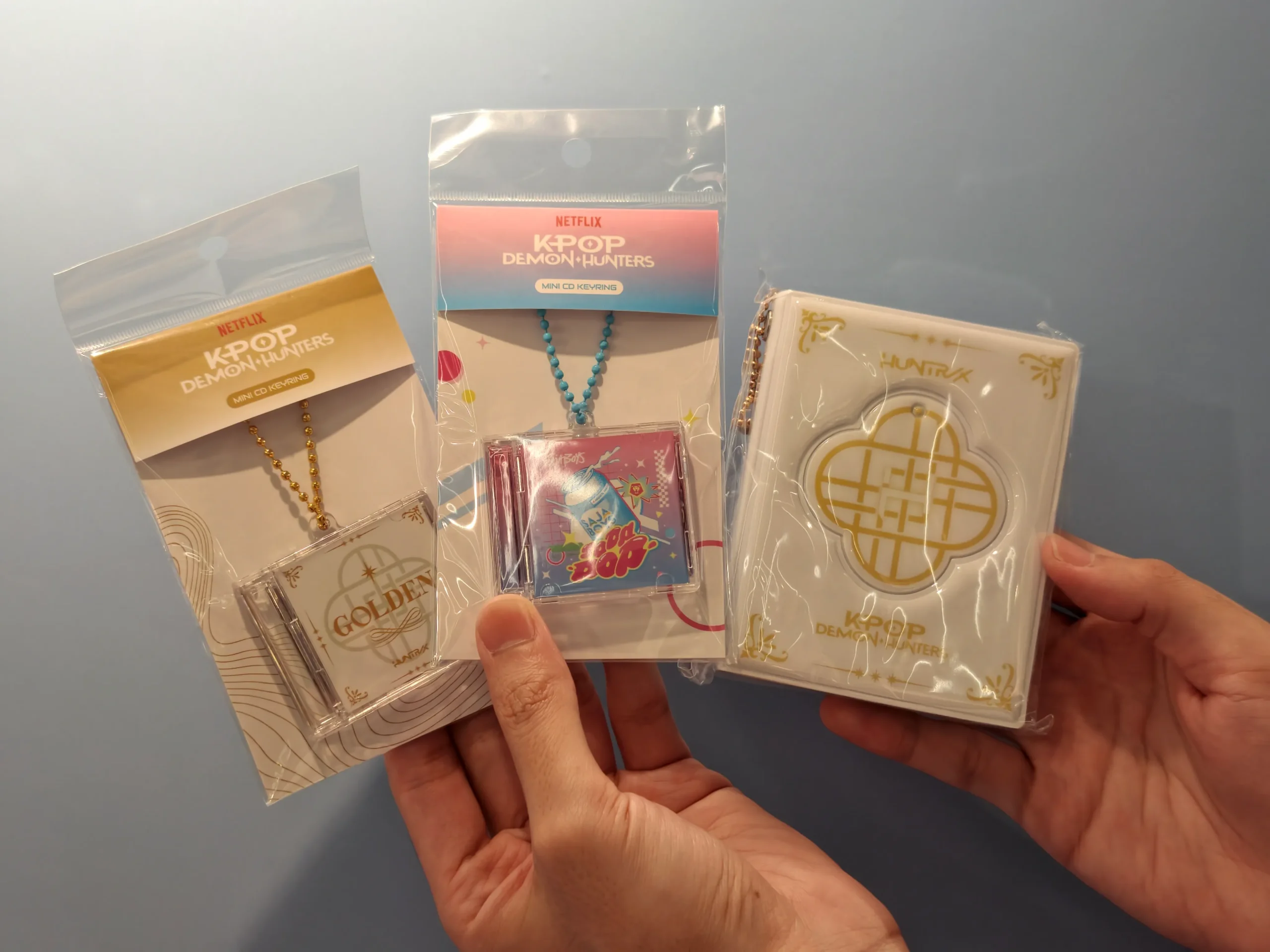 【開箱】《獵魔女團》上映週年紀念快閃店強勢登台～各項周邊搶先看