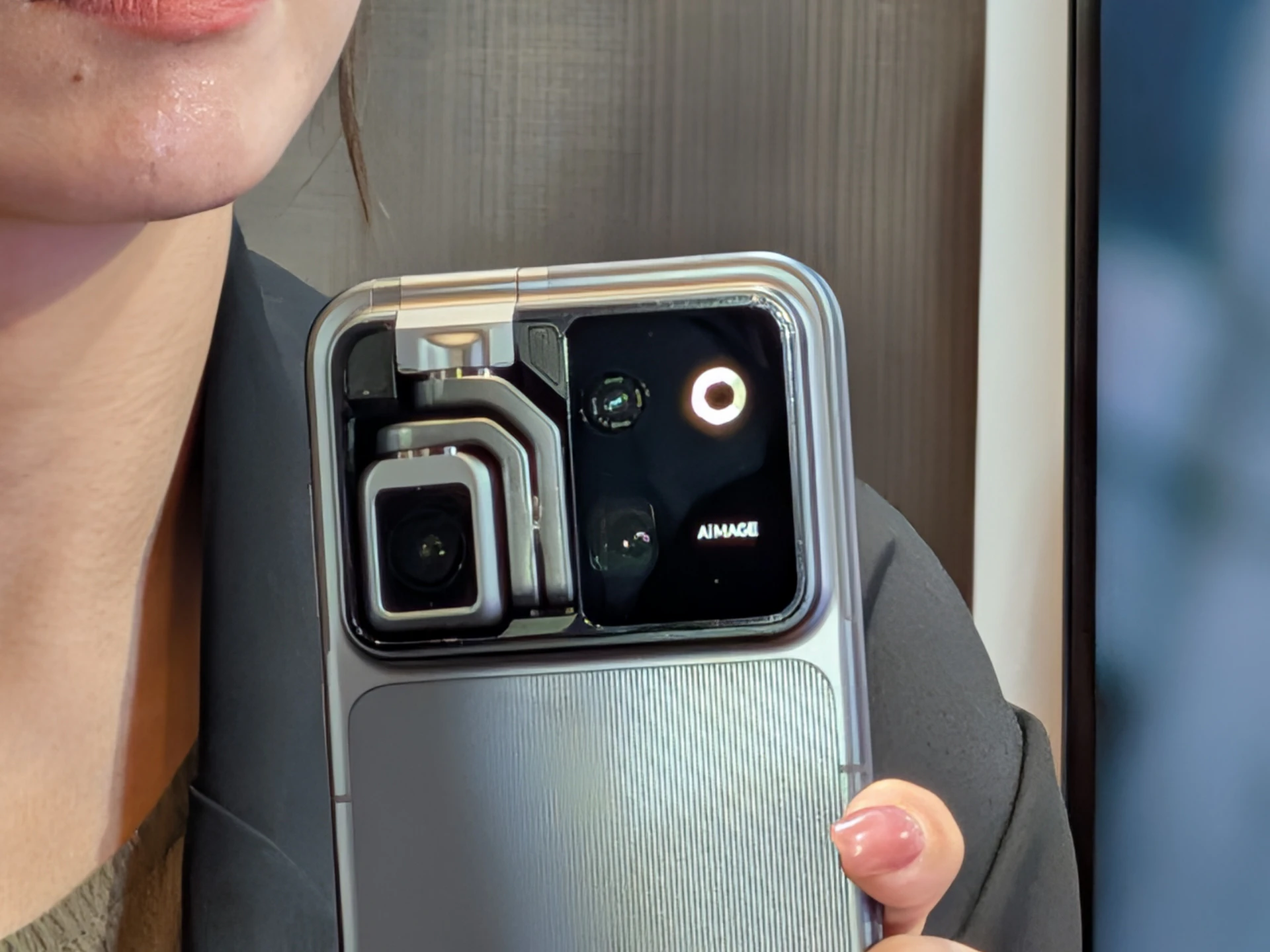 AI 創作神器！HONOR 600 系列正式在台發表　Robot Phone 同場亮相