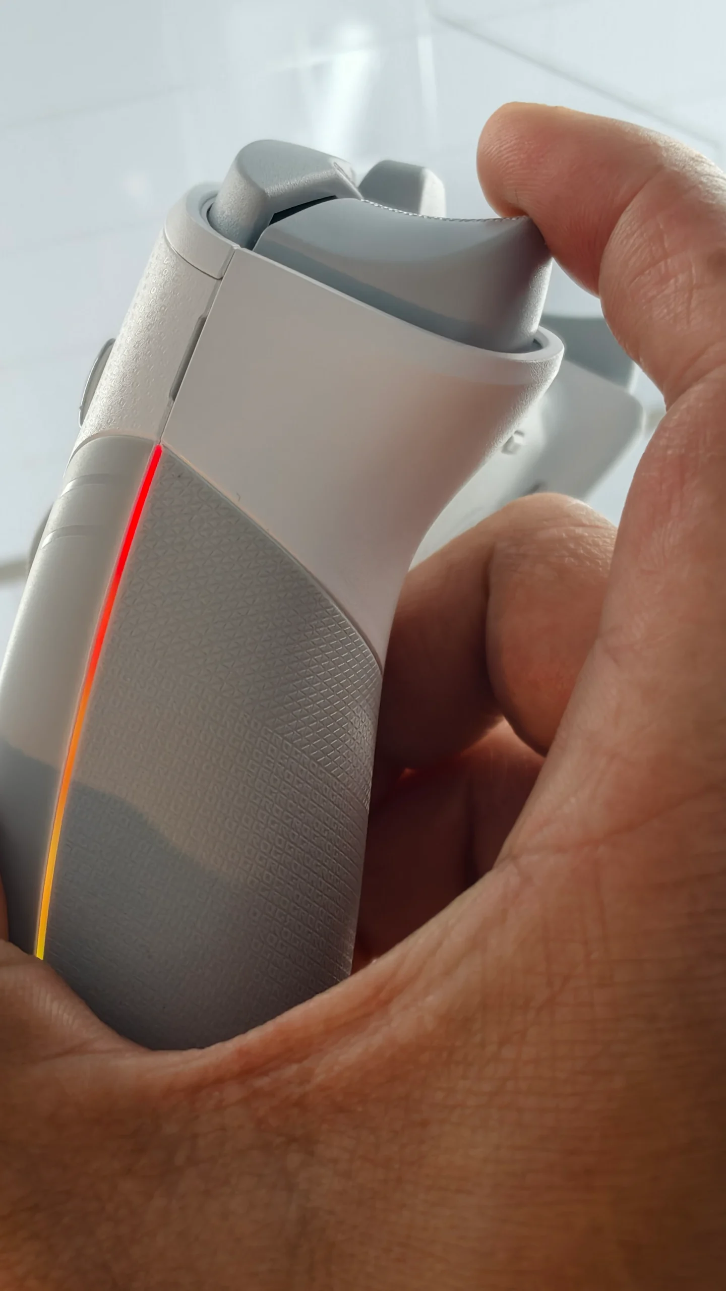 ROG首款2.1.2聲道電競Soundbar登台　Raikiri II Pro以8K輪詢率、熱插拔TMR搖桿搶攻PC玩家
