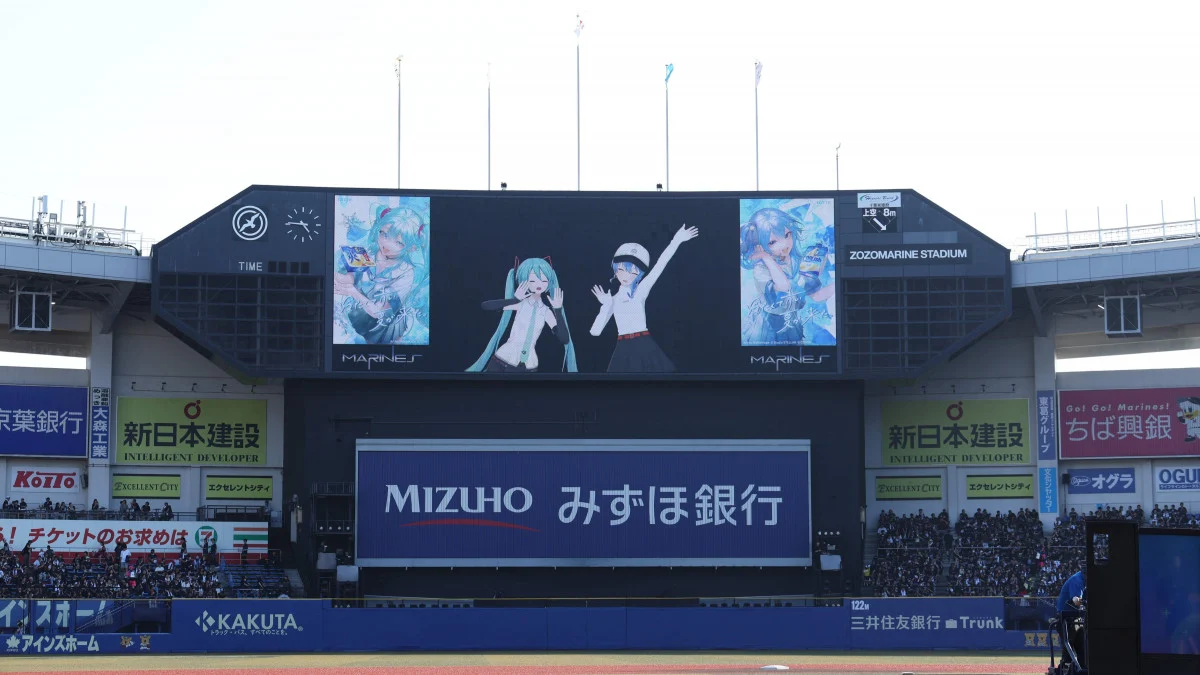 hololive VTuber 星街彗星攜手初音未來登陸日職球場!開球飆出 105 公里好球點燃現場