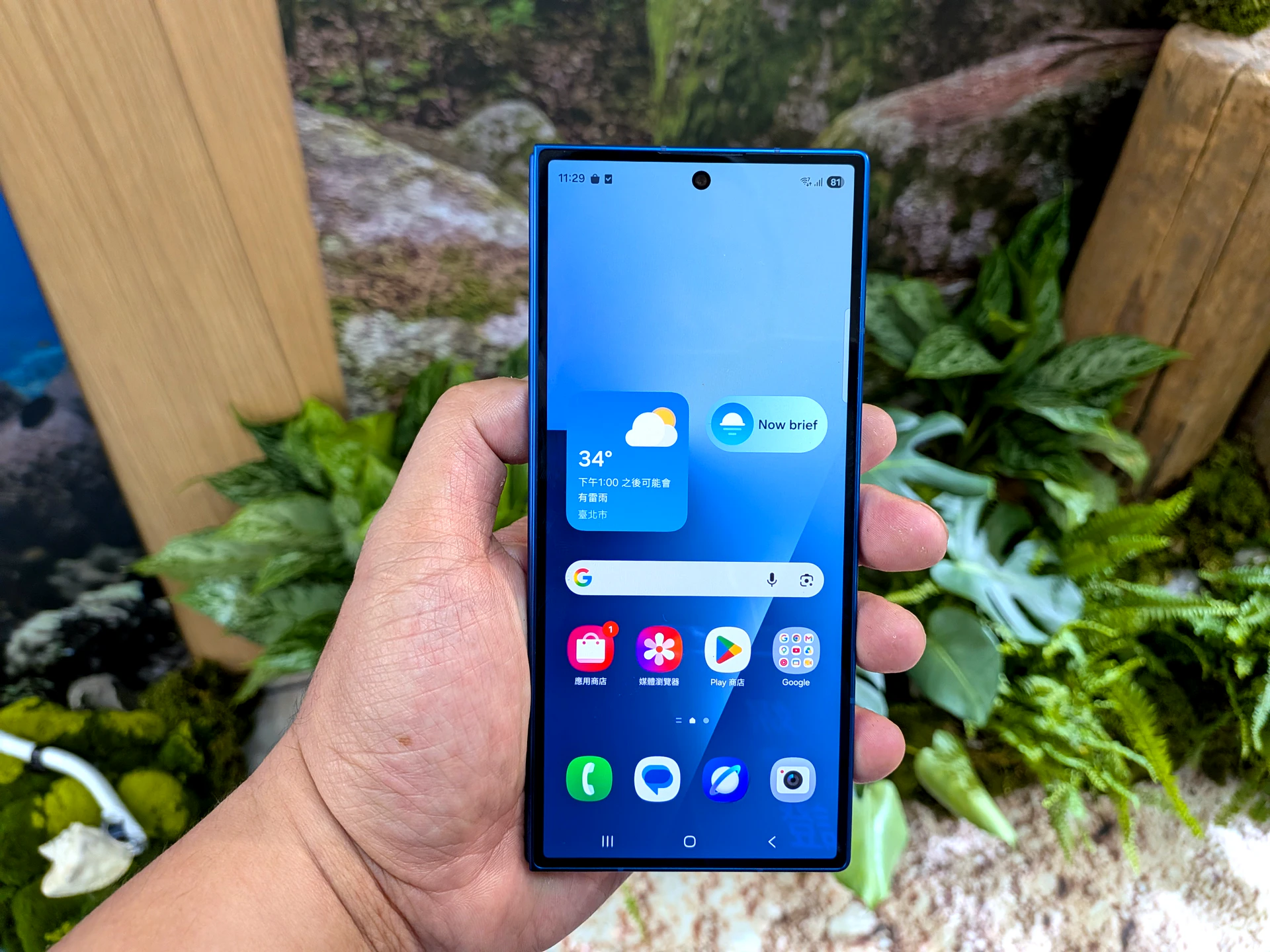 三機齊發！三星Galaxy Z Fold8 Ultra、Fold8、Flip8 亮相　全新 4:3 尺寸搶進社群世代