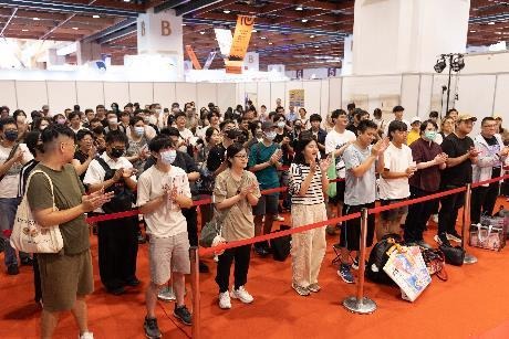 台灣角川2026漫畫博覽會《汙穢不堪的妳最惹人憐愛》作者まにお 首度來台簽名會 盛大登場