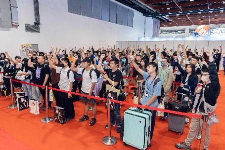 台灣角川2026漫畫博覽會《汙穢不堪的妳最惹人憐愛》作者まにお 首度來台簽名會 盛大登場