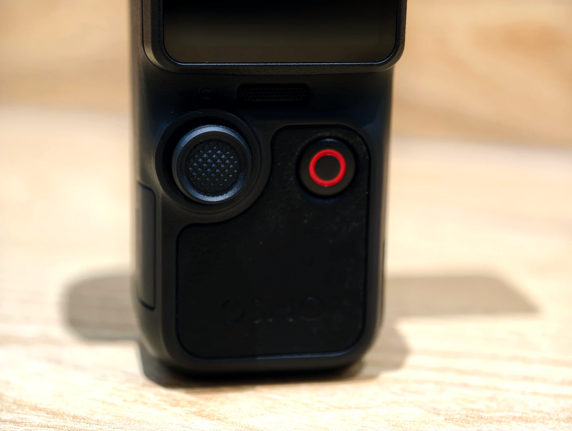 雙鏡頭引爆口袋革命！　DJI Osmo Pocket 4P給創作者的「深度告白」
