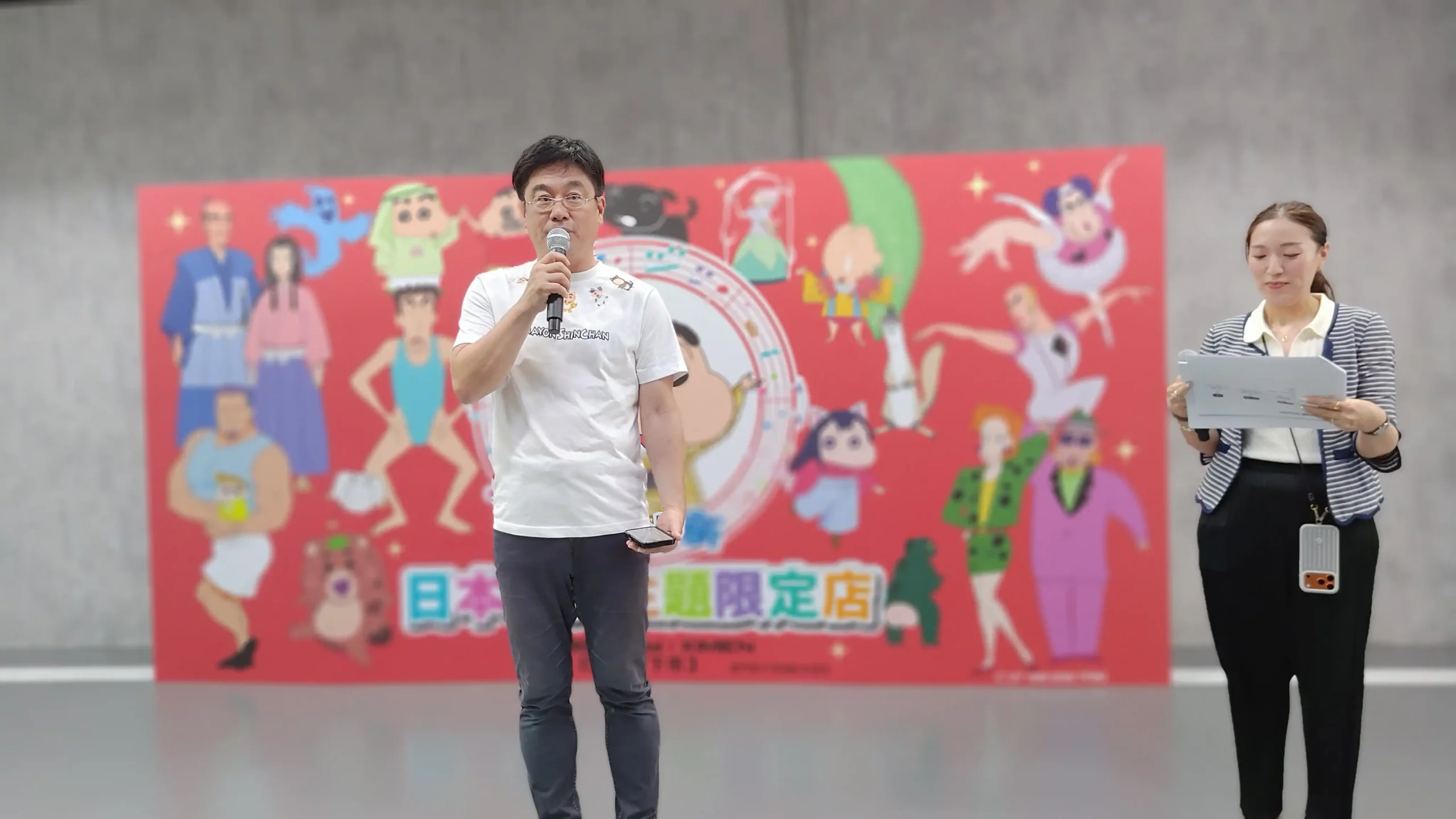 【開箱】《蠟筆小新》日本電影主題限定店 7 月 30 日 西門地下市正式開幕 超多劇場版經典畫面周邊 直接喚起童年回憶