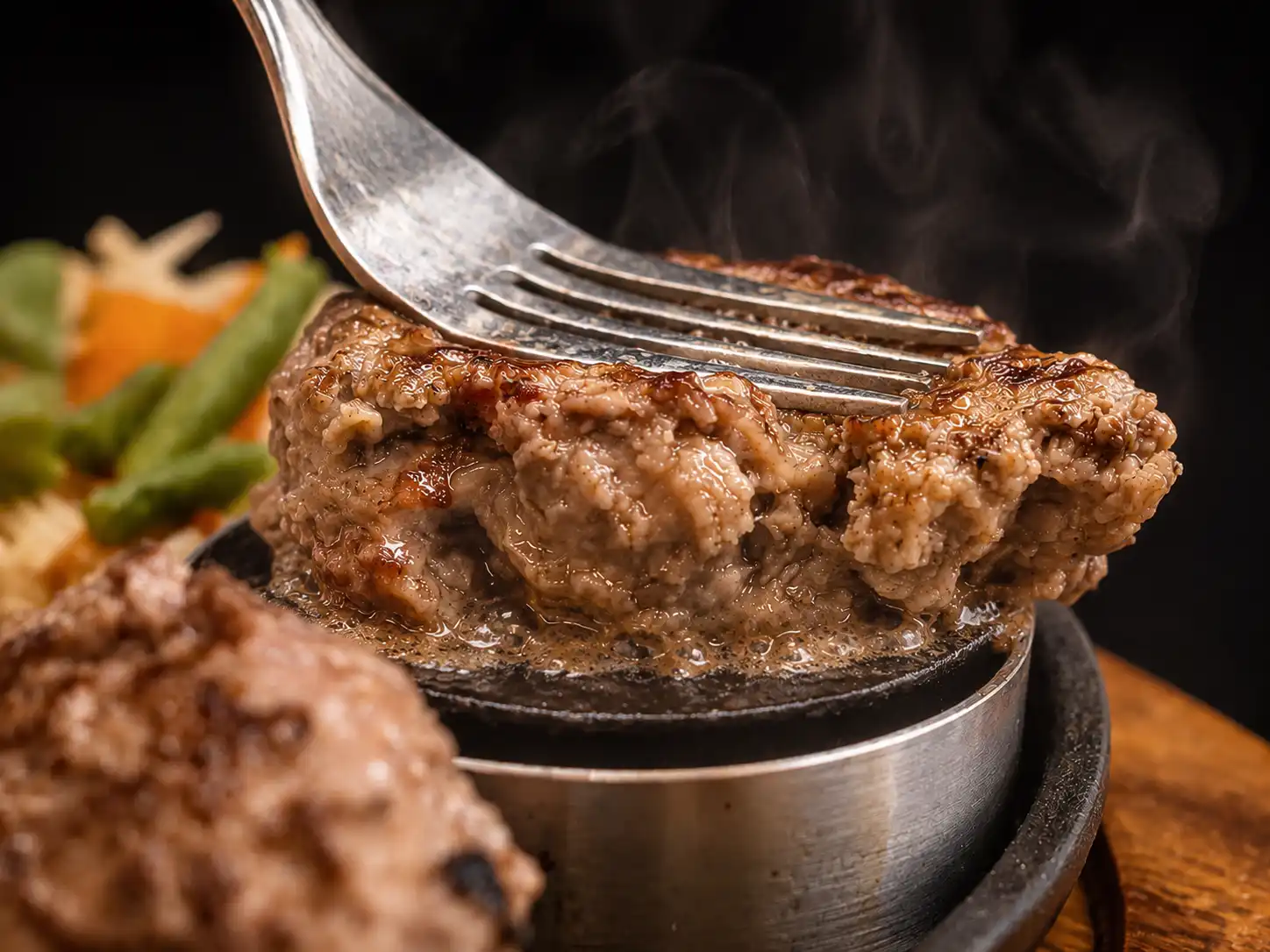 「肉的長谷川」攜手《戀與製作人》推盛夏限定聯名 限定套餐、角色特典、虛寶卡一次收藏