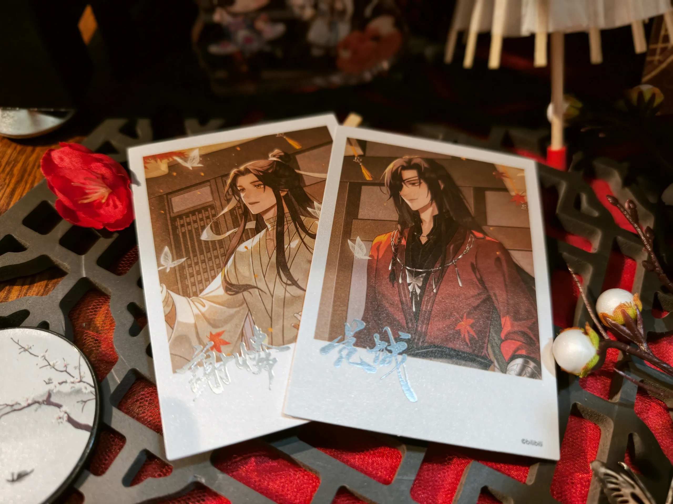 【開箱】「身在無間，心在桃源」《天官賜福》快閃店進駐 DREAM PLAZA！絕美紅楓造景、百款台灣首發限定周邊登場