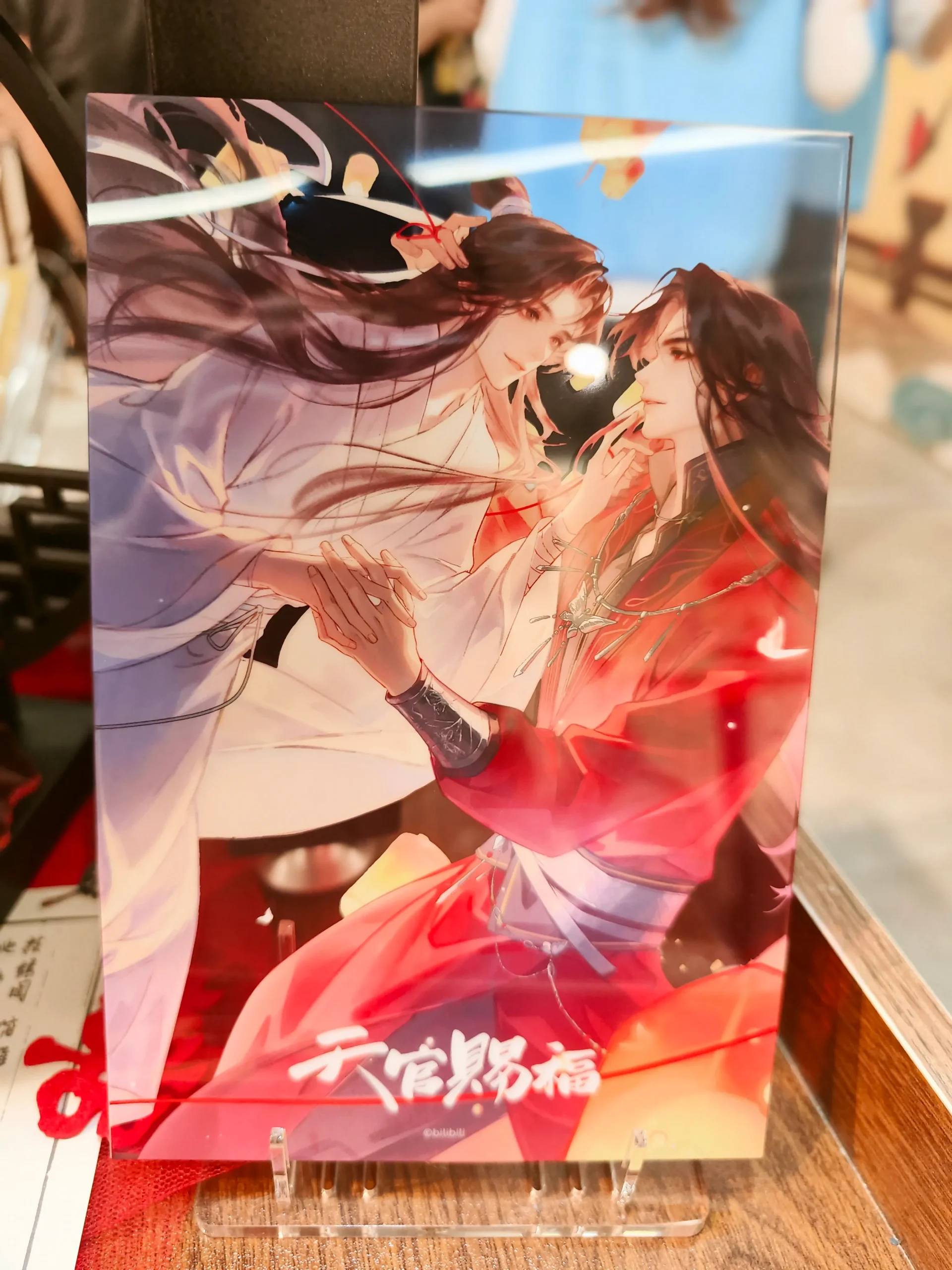 【開箱】「身在無間，心在桃源」《天官賜福》快閃店進駐 DREAM PLAZA！絕美紅楓造景、百款台灣首發限定周邊登場