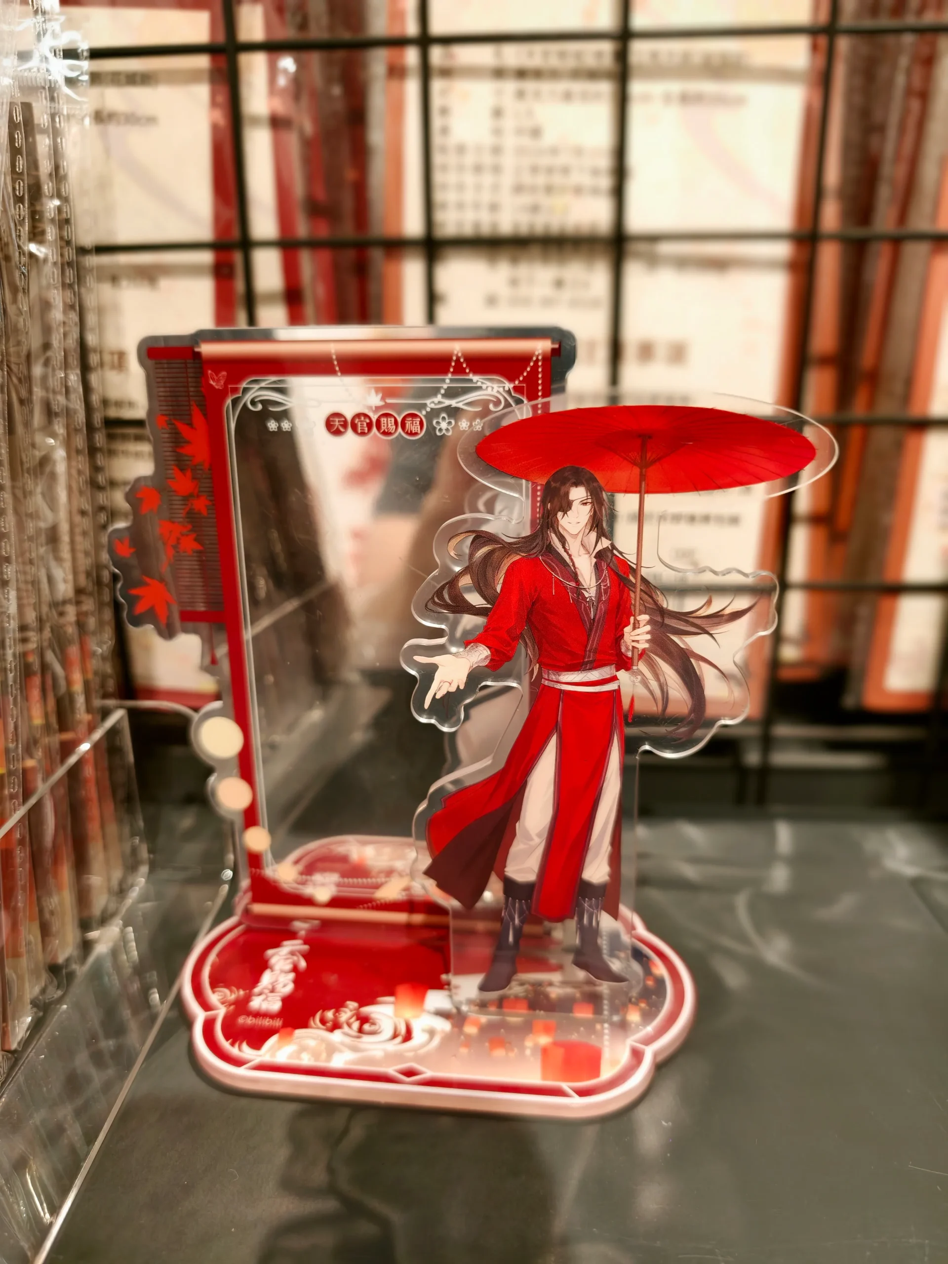 【開箱】「身在無間，心在桃源」《天官賜福》快閃店進駐 DREAM PLAZA！絕美紅楓造景、百款台灣首發限定周邊登場
