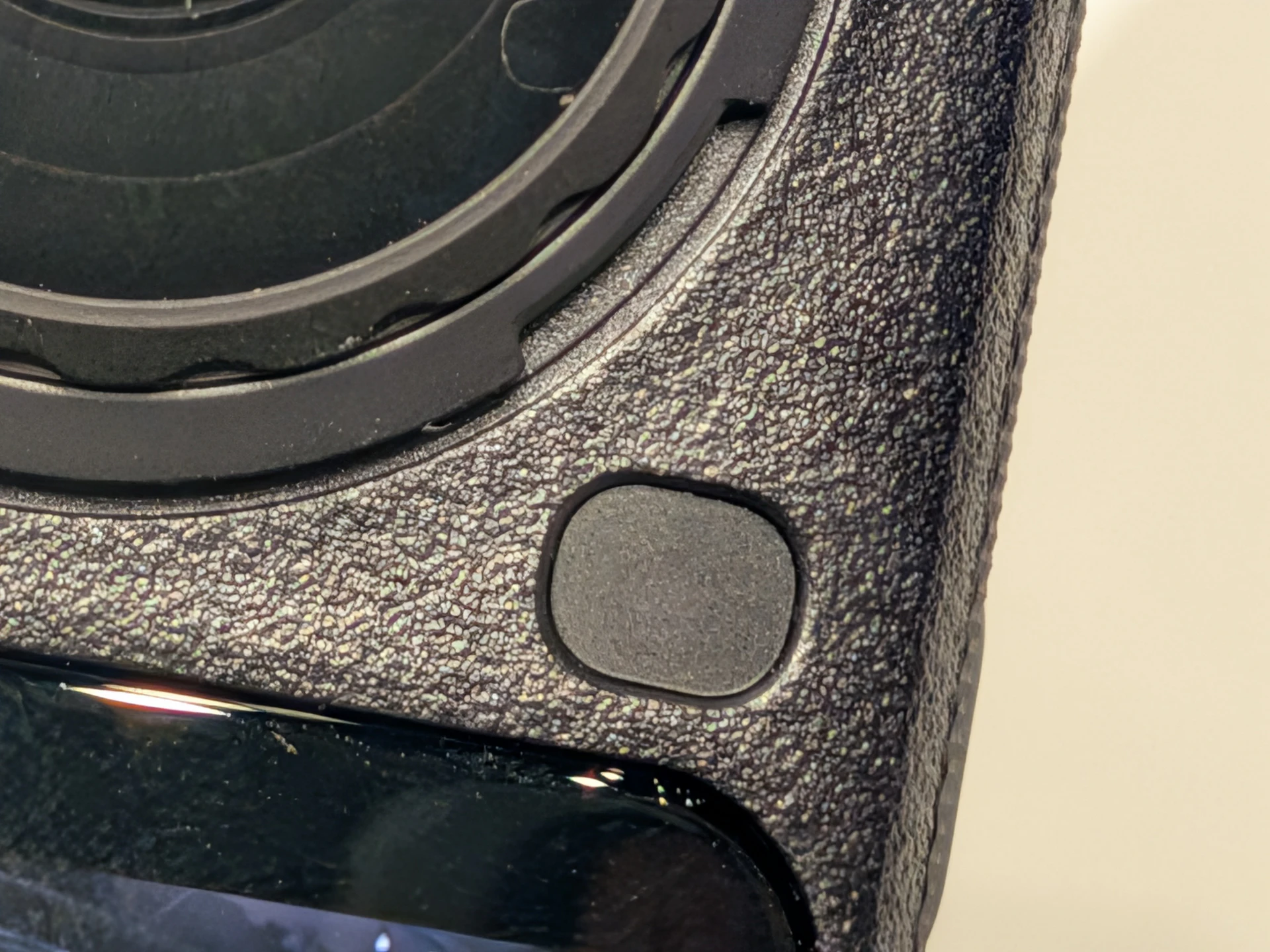 Insta360 X6登場!正面實體鍵全砍改 3D 虛擬鍵 AI導演讓你充電就有片