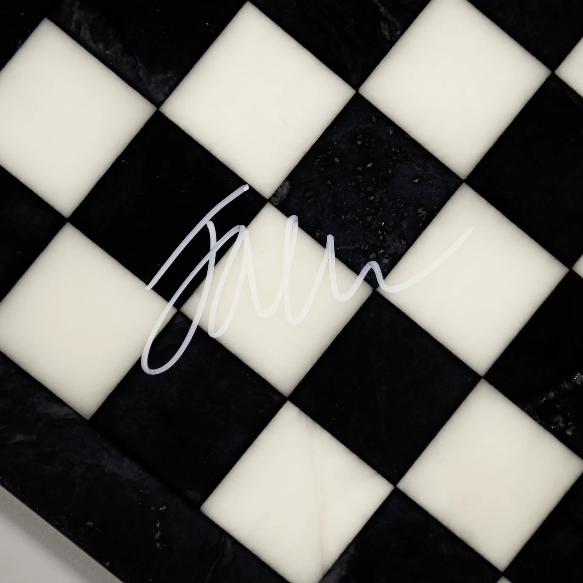 《英雄聯盟》你說這個賣多少？EWC 官方拍賣Faker&Chovy 實戰簽名棋盤 價格還在上漲！