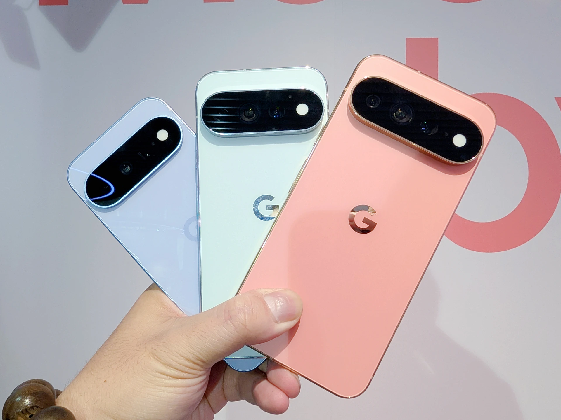 Google Pixel 11 系列在台發表　Tensor G6 加持四機齊發「摺疊機耐用度翻三倍」