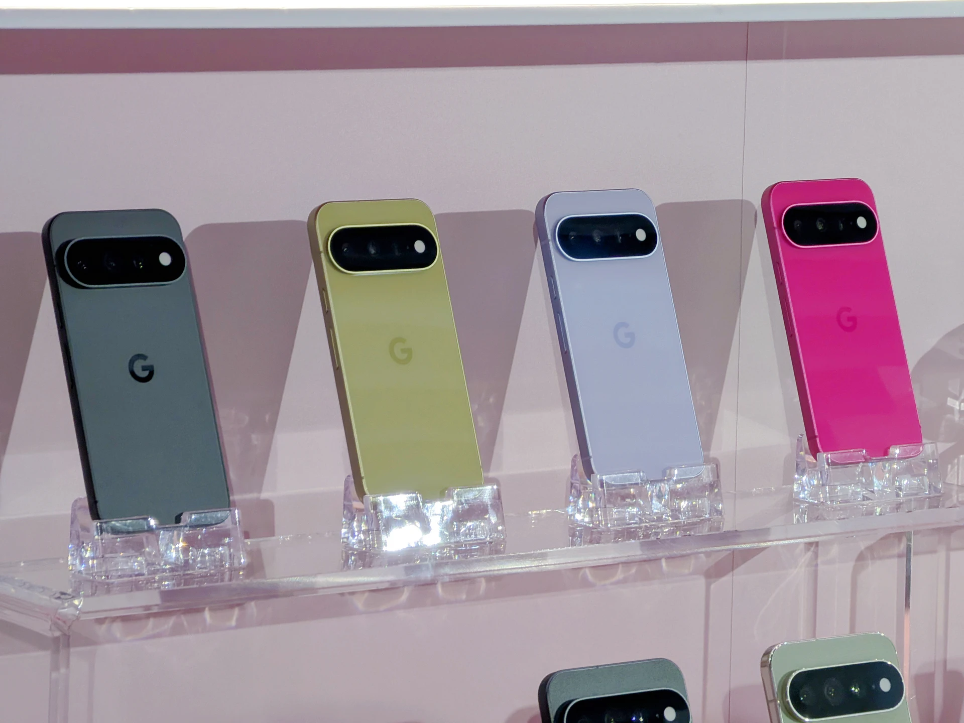 Google Pixel 11 系列在台發表　Tensor G6 加持四機齊發「摺疊機耐用度翻三倍」
