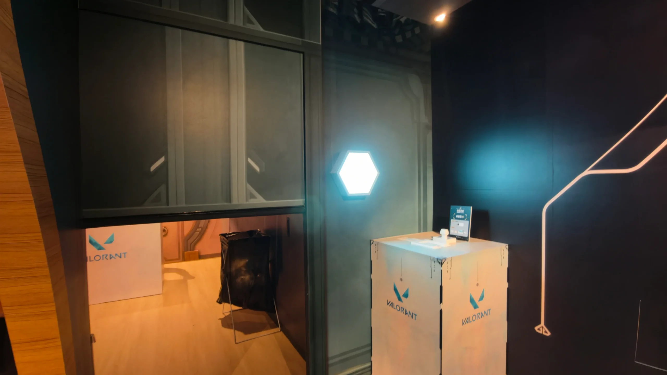 【開箱】《特戰英豪》「頂峰亭閣」實體特展登場！光線槍射擊、主題奶茶與限定周邊一次看