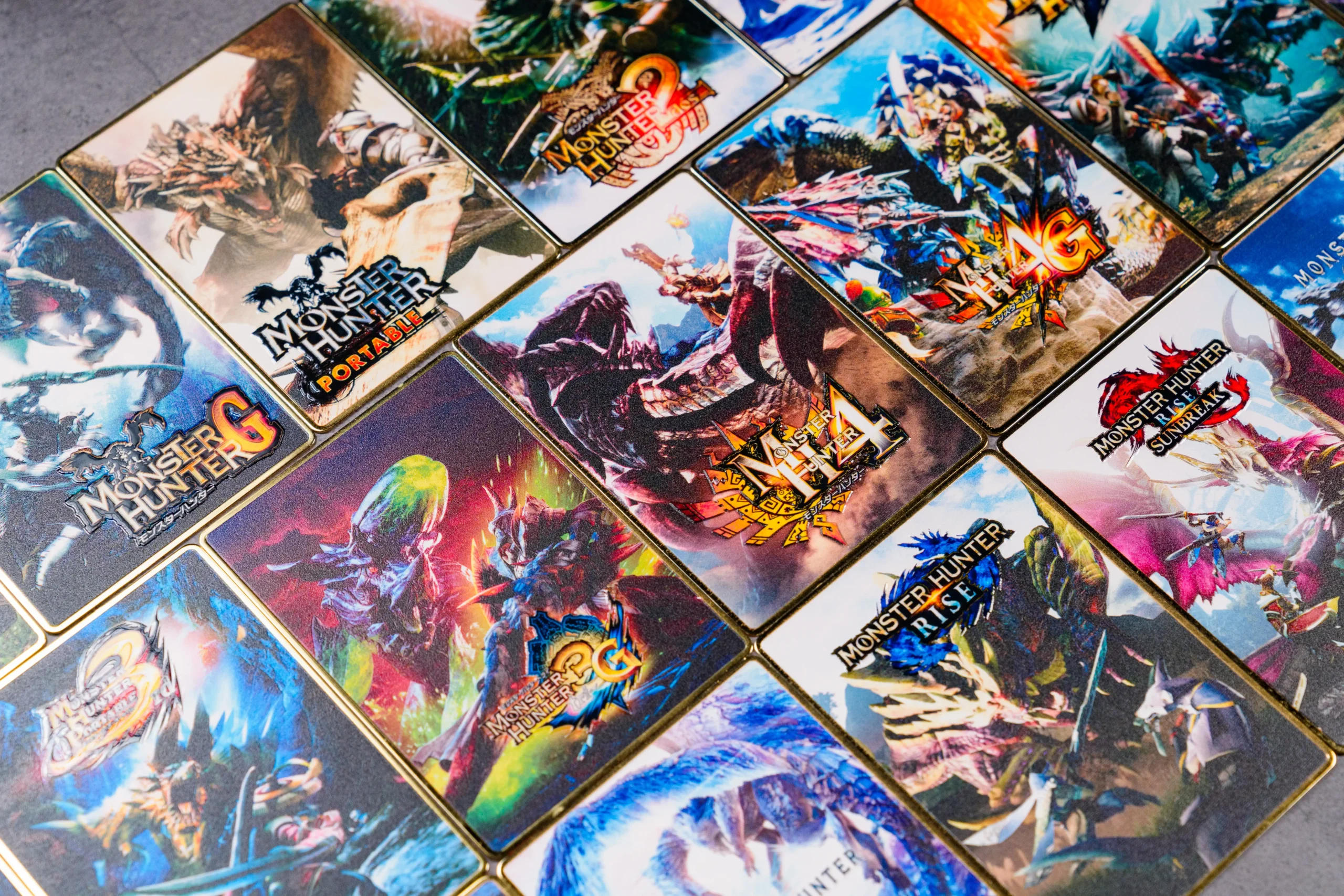 歷代遊戲視覺實體化！高收藏價值！《MONSTER HUNTER》金屬卡牌官方授權商品預購開跑