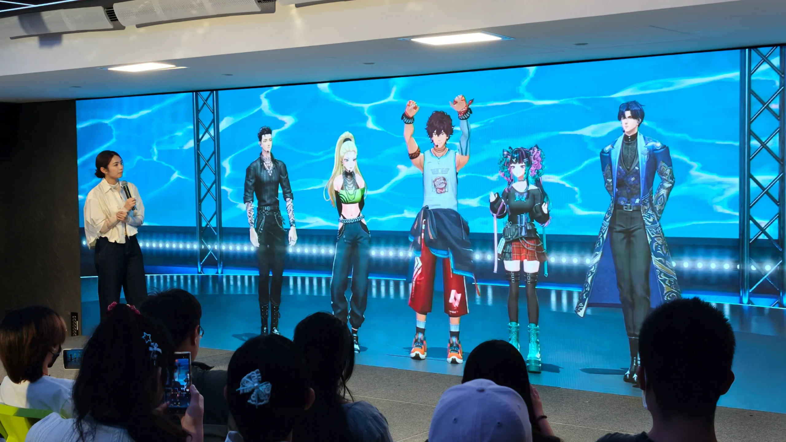 【開箱】《VPOP ASIA》首場線下粉絲見面會圓滿落幕　五位人氣選手登台活力唱跳　與粉絲近距離互動展現感性面貌