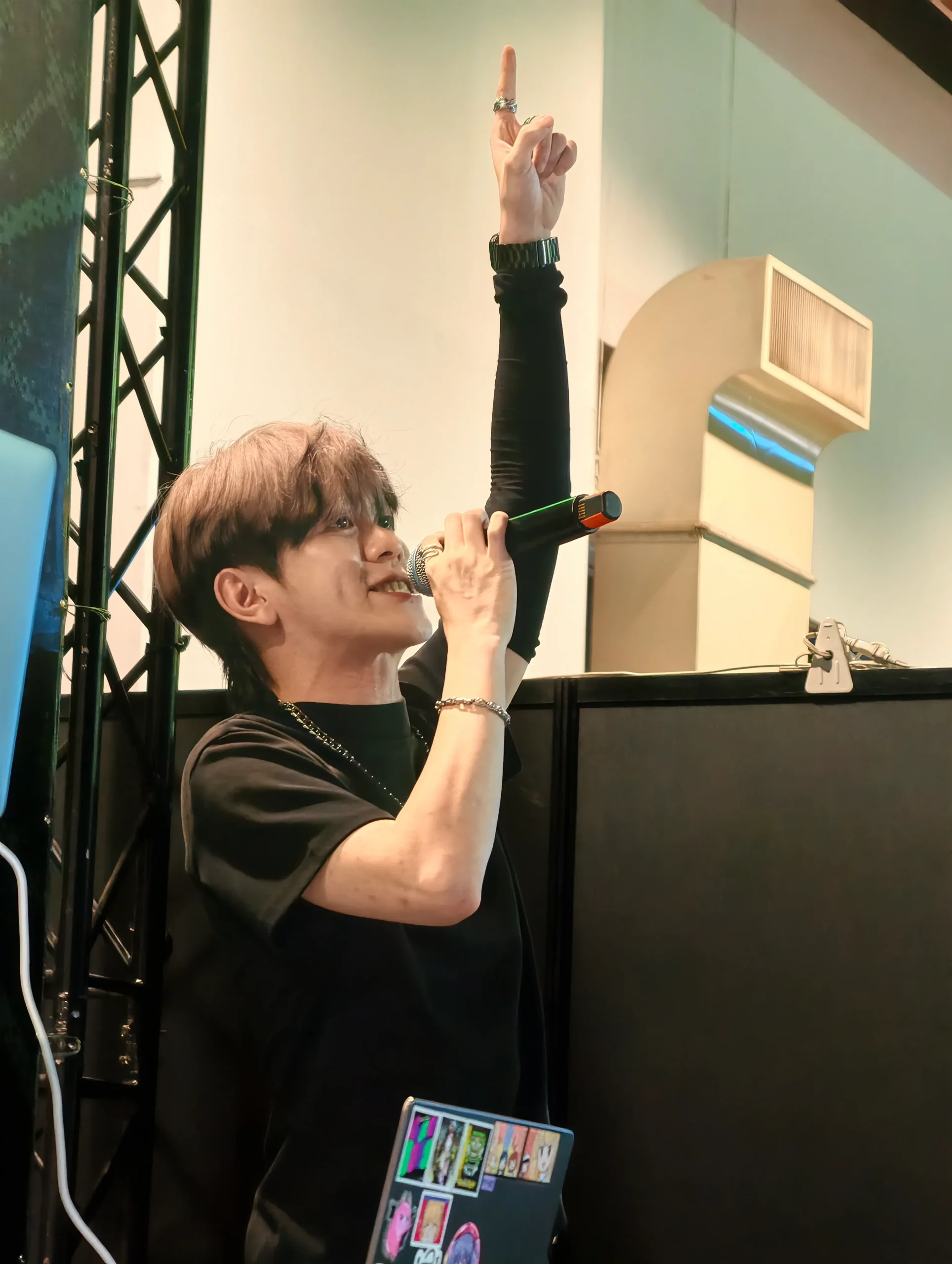 【開箱】WirForce 2026 大回顧！藍井艾露、ACG 交響樂輪番登場　玩家與實況主不斷電的線下深夜狂歡
