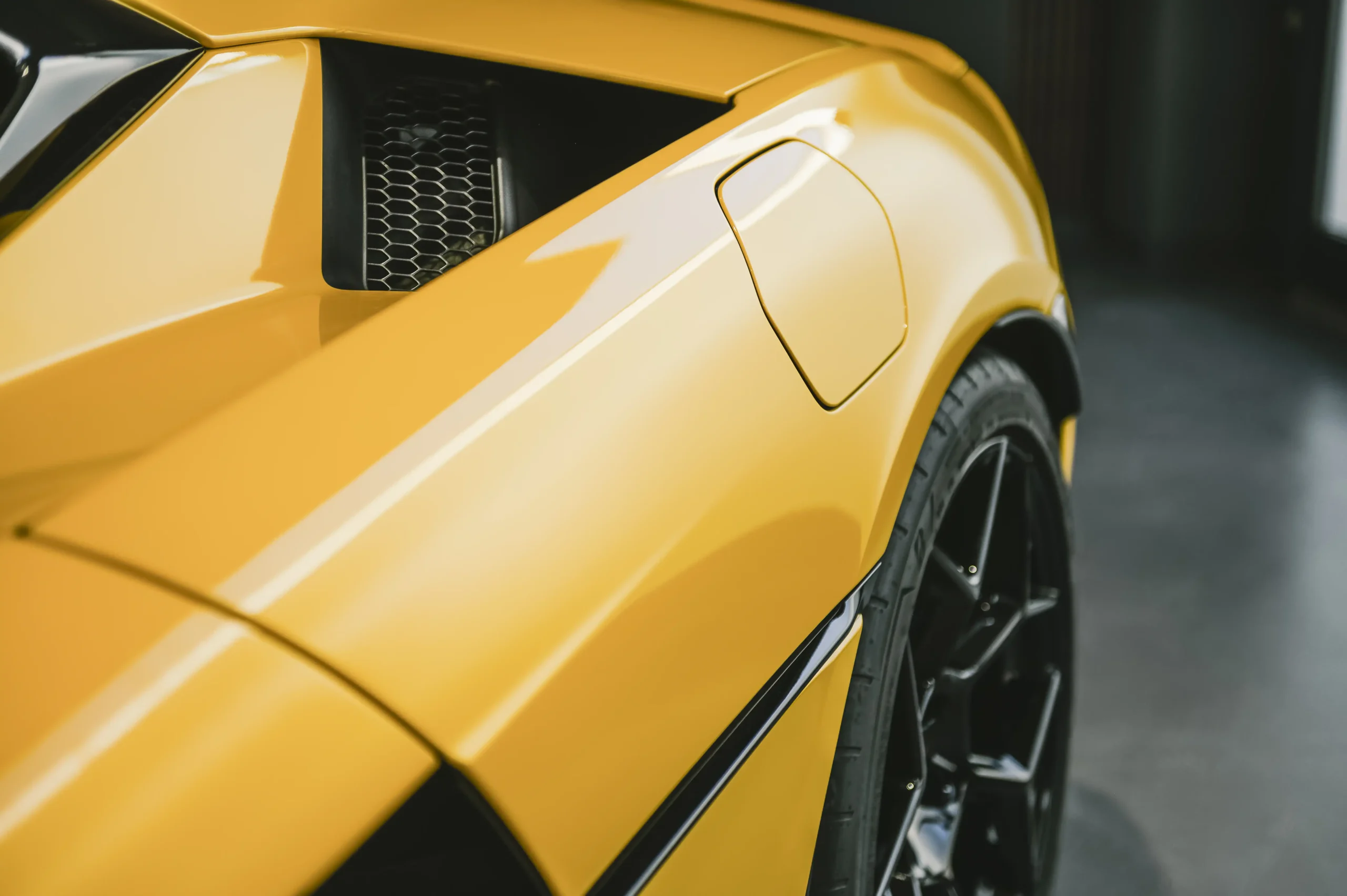 當模擬遇上 《Assetto Corsa EVO》首次披露「自由漫遊」模式的重點消息 