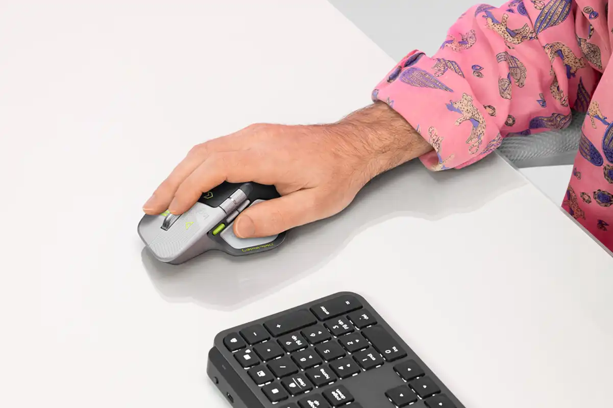 Logitech 2