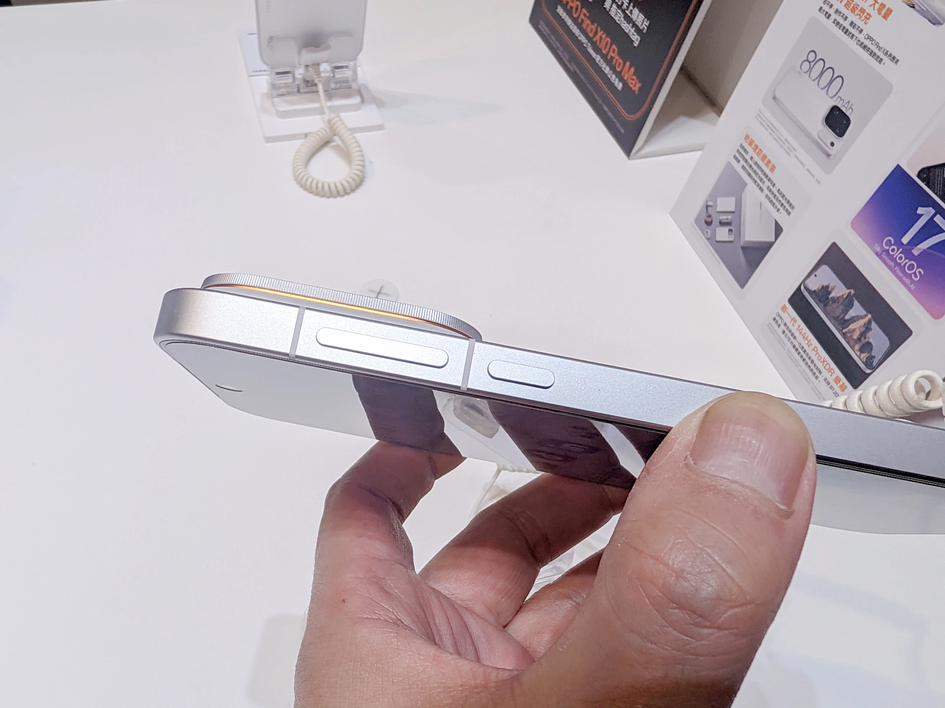 全球首款三顆2億畫素鏡頭！Find X10 Pro Max登台　標準版也支援哈蘇增距鏡