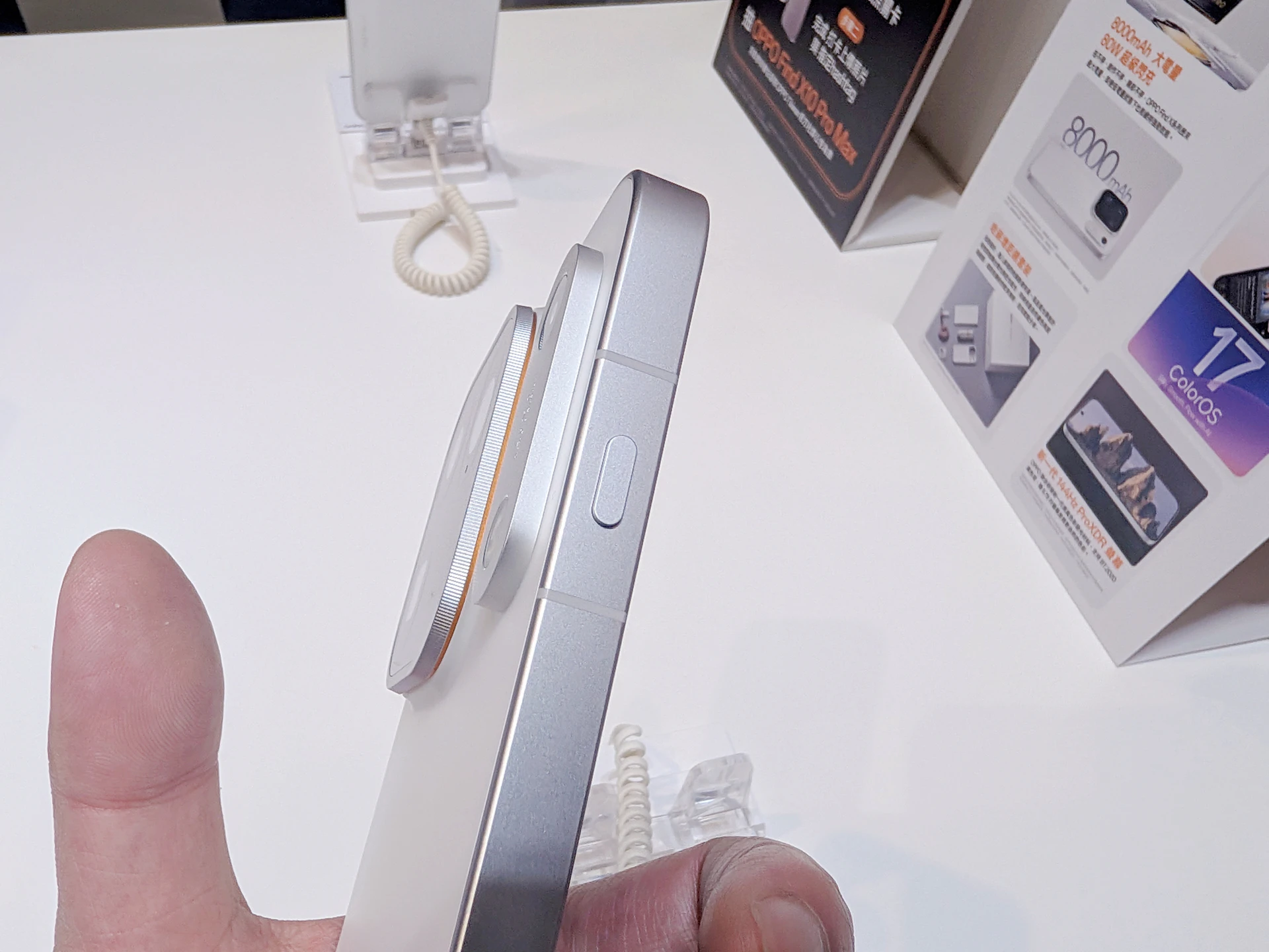 全球首款三顆2億畫素鏡頭！Find X10 Pro Max登台　標準版也支援哈蘇增距鏡