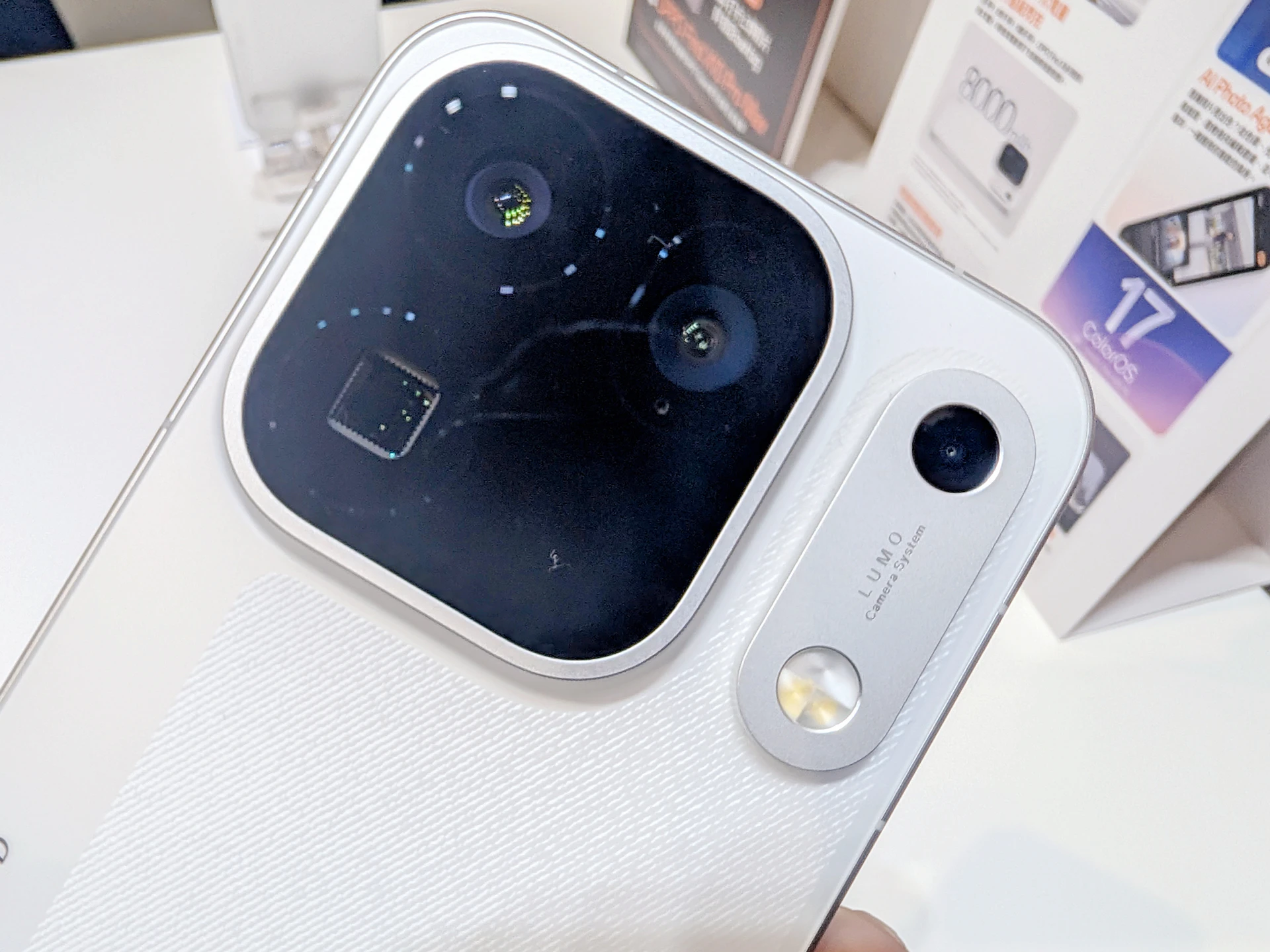 全球首款三顆2億畫素鏡頭！Find X10 Pro Max登台　標準版也支援哈蘇增距鏡