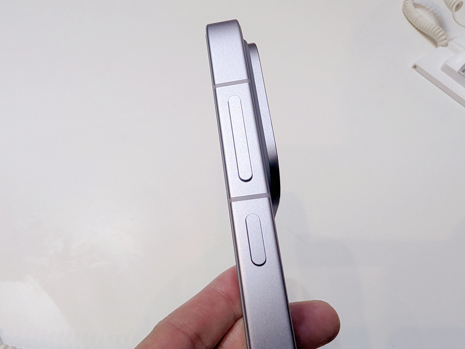 全球首款三顆2億畫素鏡頭！Find X10 Pro Max登台　標準版也支援哈蘇增距鏡