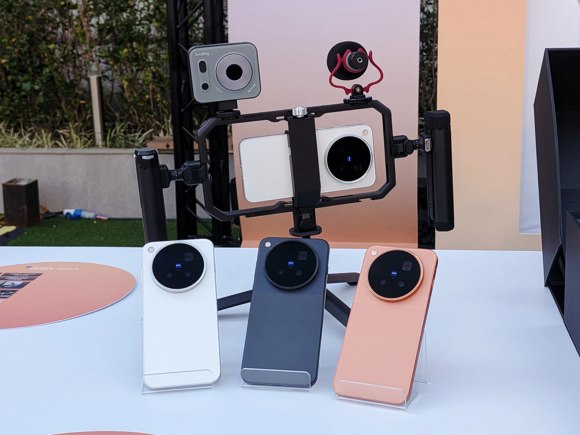 拍照第一錄影唯一!vivo X500系列登台 Apple生態系直接打通了!