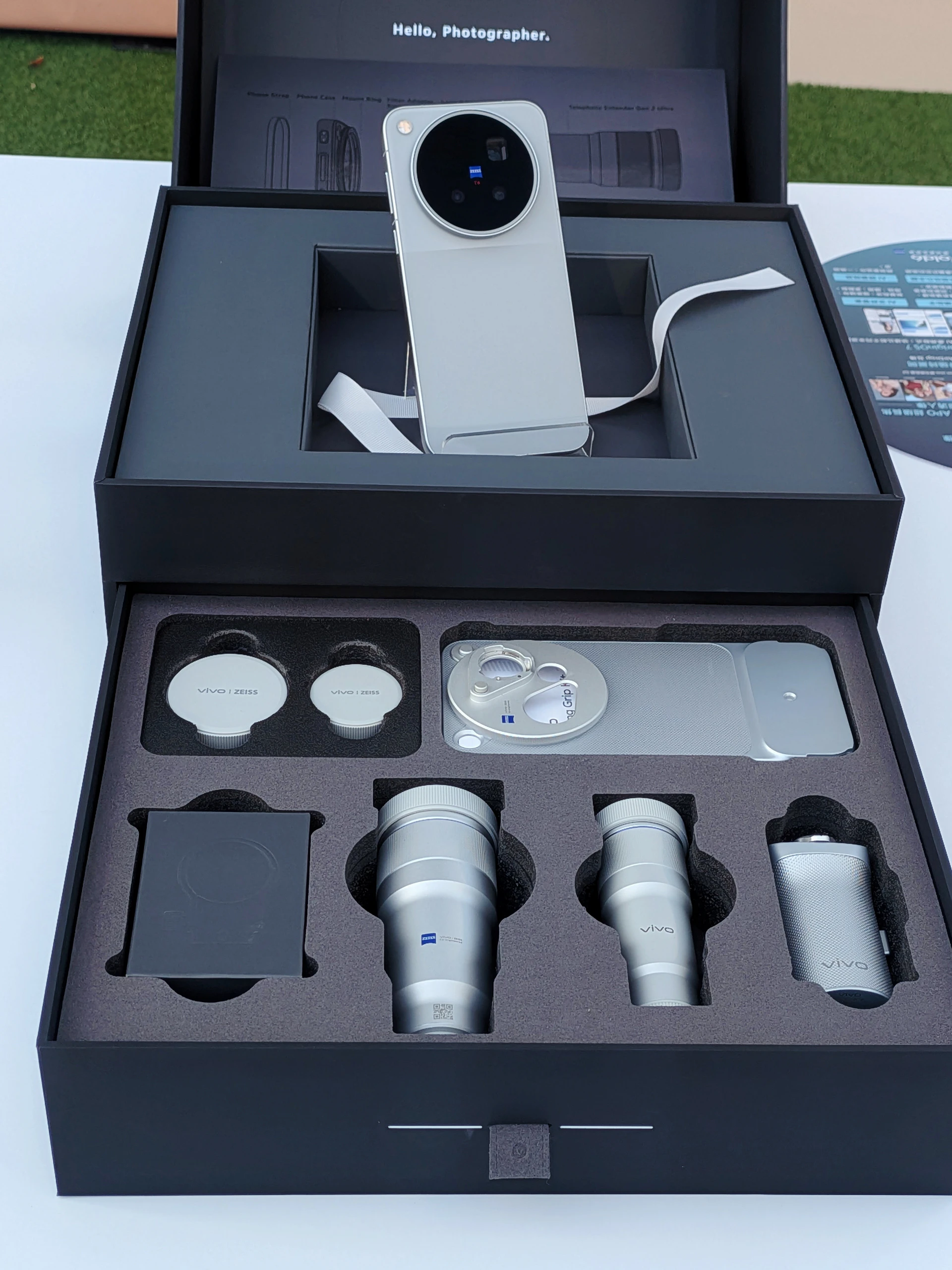 拍照第一錄影唯一!vivo X500系列登台 Apple生態系直接打通了!